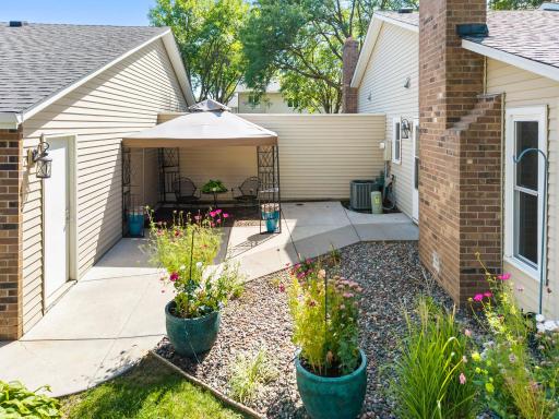 9362 Ranchview Lane N, Maple Grove, MN 55369