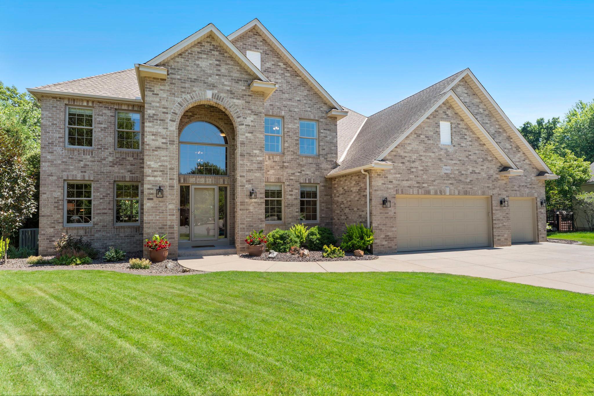 Welcome to this stunning, meticulously maintained 4-bedroom, 5-bathroom home nestled on a quiet cul-de-sac in a sought-after Rosemount neighborhood within highly regarded School District 196.