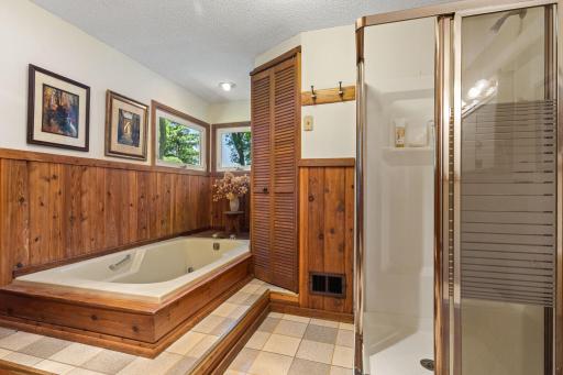 56-web-or-mls-19463 Proctor Rd NW-367.JPG