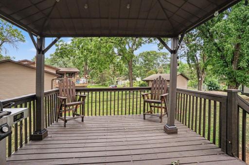 Large and Sturdy deck overlooks back yard
