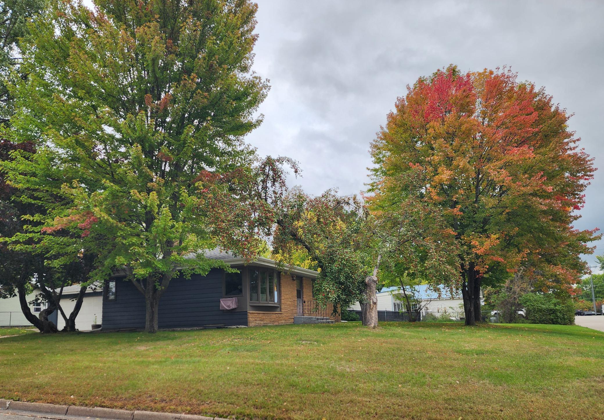 01 515 NW 6th Street, Grand Rapids, MN