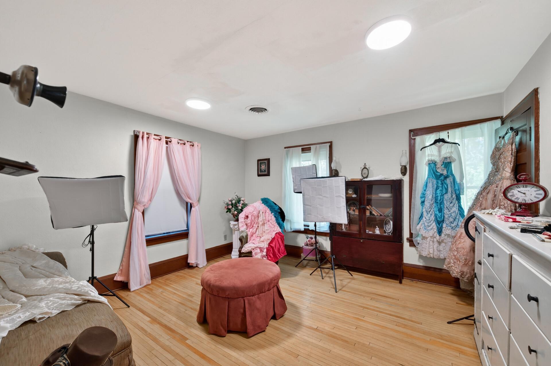 Room 2 Upstairs