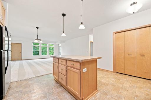 7100 Metro Boulevard, 213, Edina, MN 55439