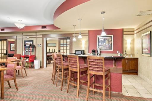 7100 Metro Boulevard, 213, Edina, MN 55439