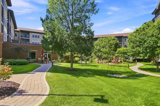 7100 Metro Boulevard, 213, Edina, MN 55439