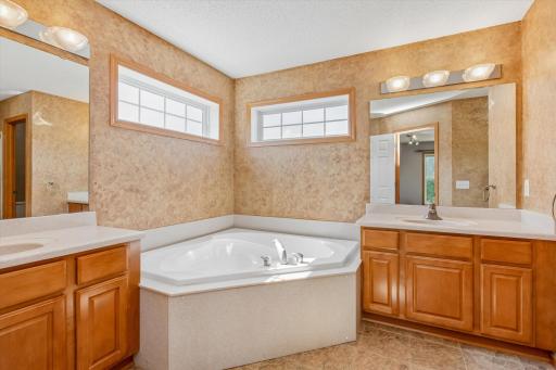 Master en-suite