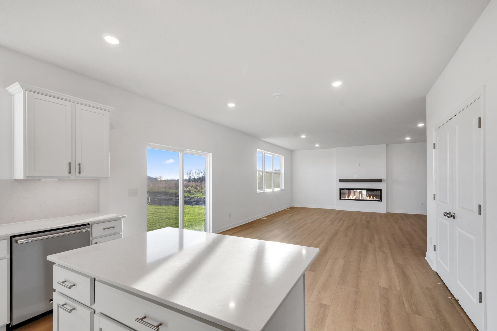 (Photo of a similar home, actual finishes may vary)