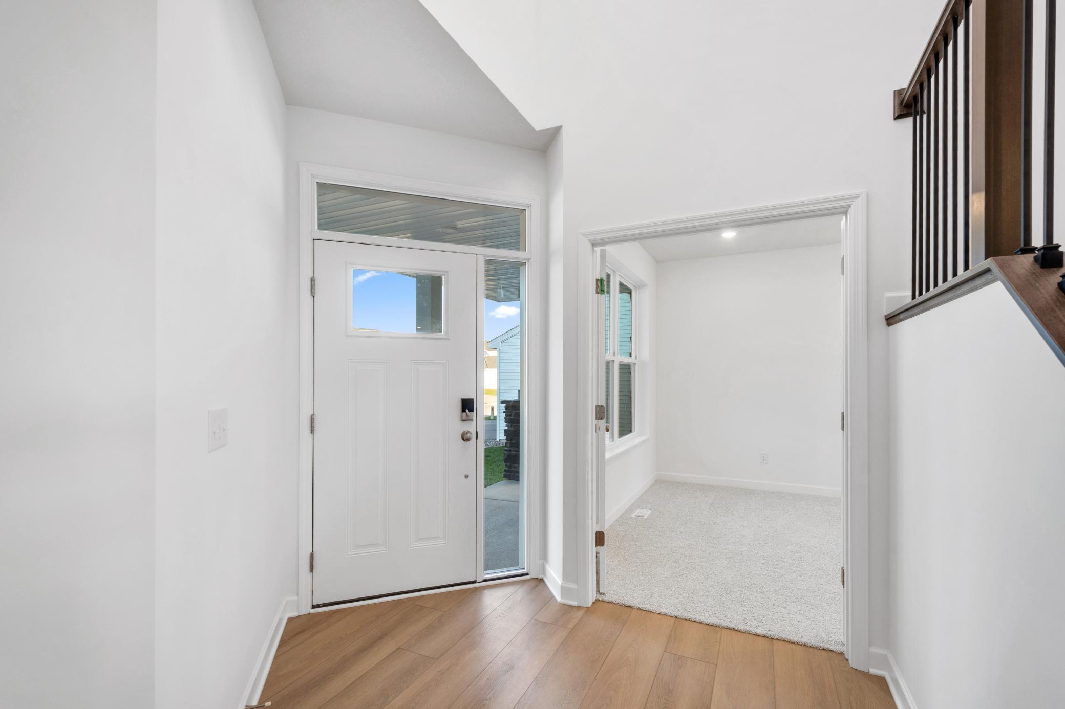 (Photo of a similar home, actual finishes may vary)