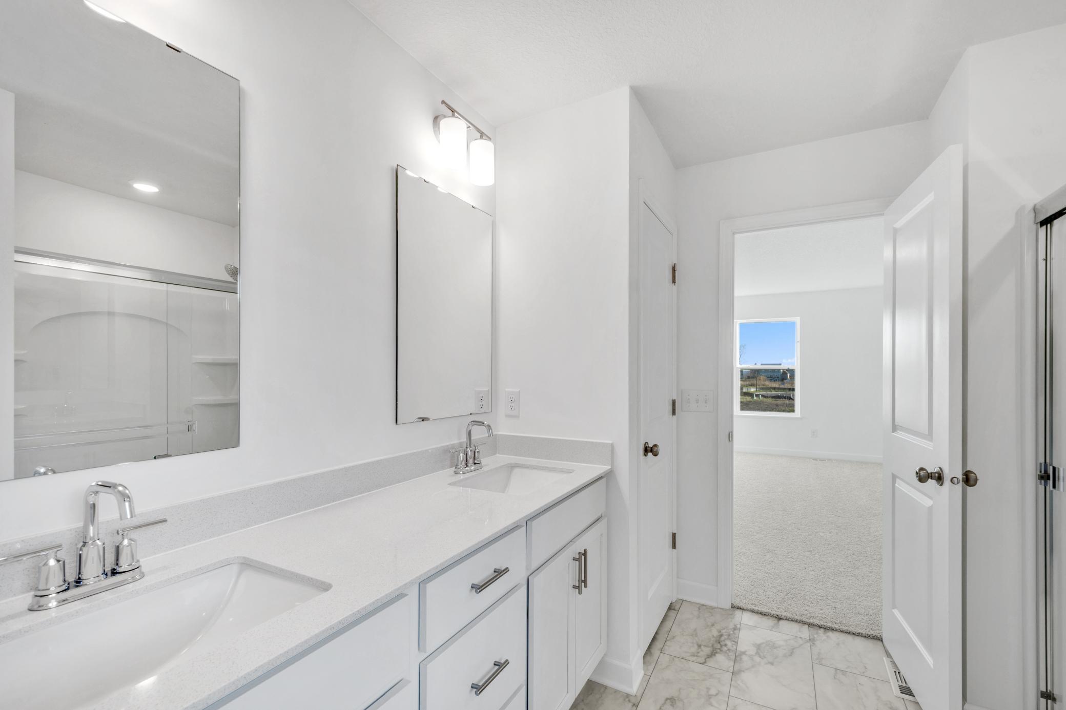 (Photo of a similar home, actual finishes may vary)