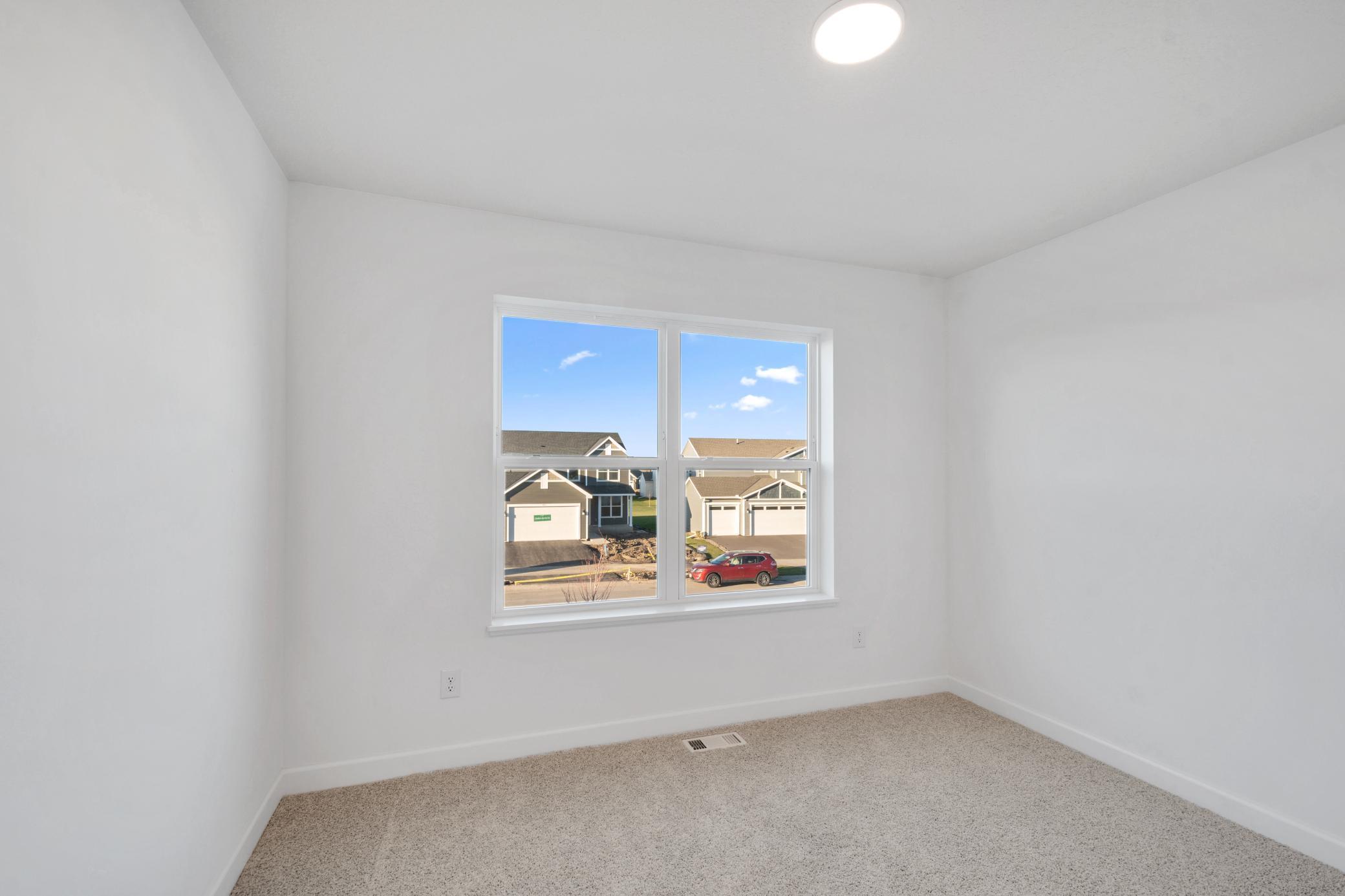 (Photo of a similar home, actual finishes may vary)