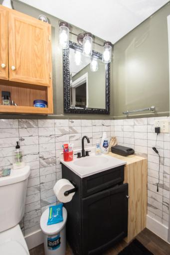 205 1st Avenue E, West Fargo, ND 58078