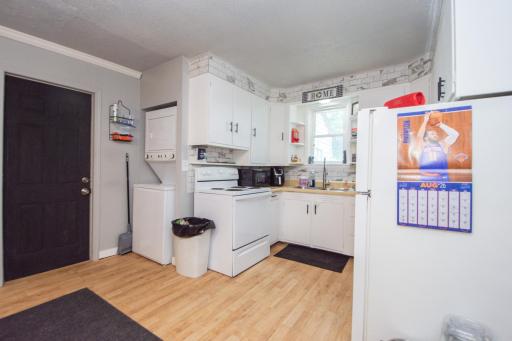 205 1st Avenue E, West Fargo, ND 58078