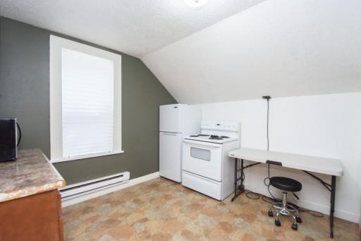 205 1st Avenue E, West Fargo, ND 58078