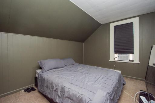 205 1st Avenue E, West Fargo, ND 58078