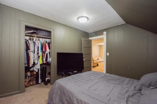 205 1st Avenue E, West Fargo, ND 58078