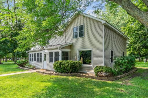 4-web-or-mls-274 Quinlan Ave N-4.jpg