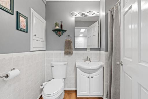 43-web-or-mls-274 Quinlan Ave N-43.jpg
