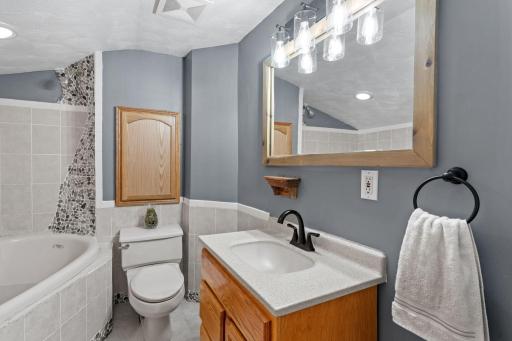 57-web-or-mls-274 Quinlan Ave N-57.jpg
