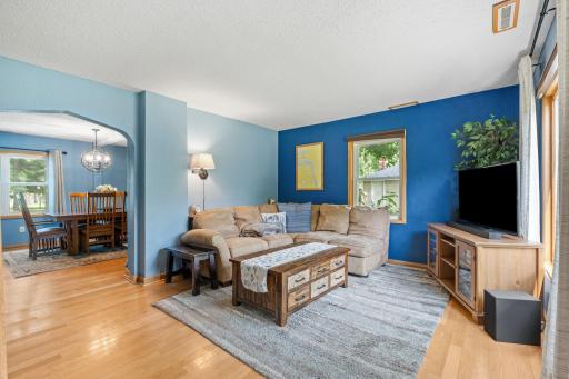 29-web-or-mls-274 Quinlan Ave N-29.jpg