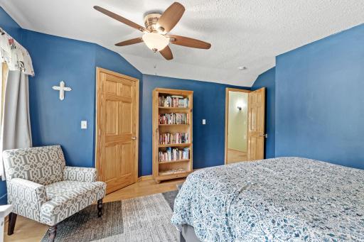 56-web-or-mls-274 Quinlan Ave N-56.jpg