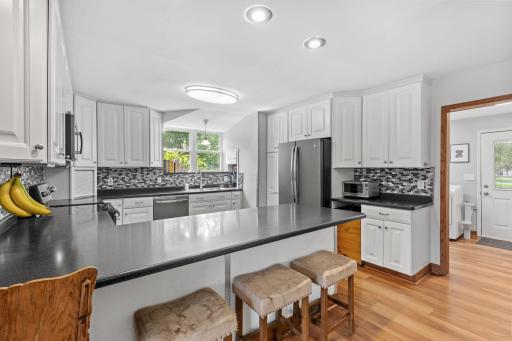 36-web-or-mls-274 Quinlan Ave N-36.jpg