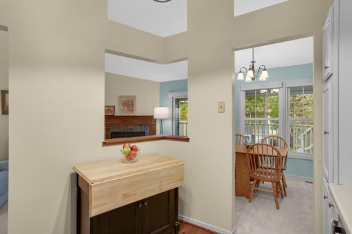 10945 Quebec Avenue S, 13, Bloomington, MN 55438