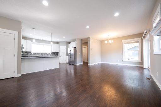 Open concept and modern finishes