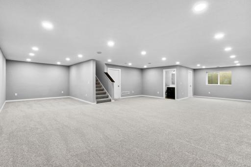 Huge family room to sprawl out in.
