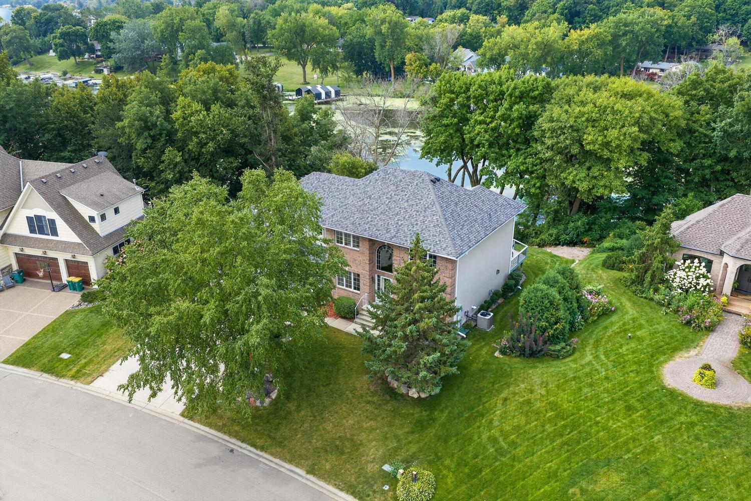 The peaceful culdesac location of upper bracket homes is at the north end of Jennings Bay of Lake Minnetonka.