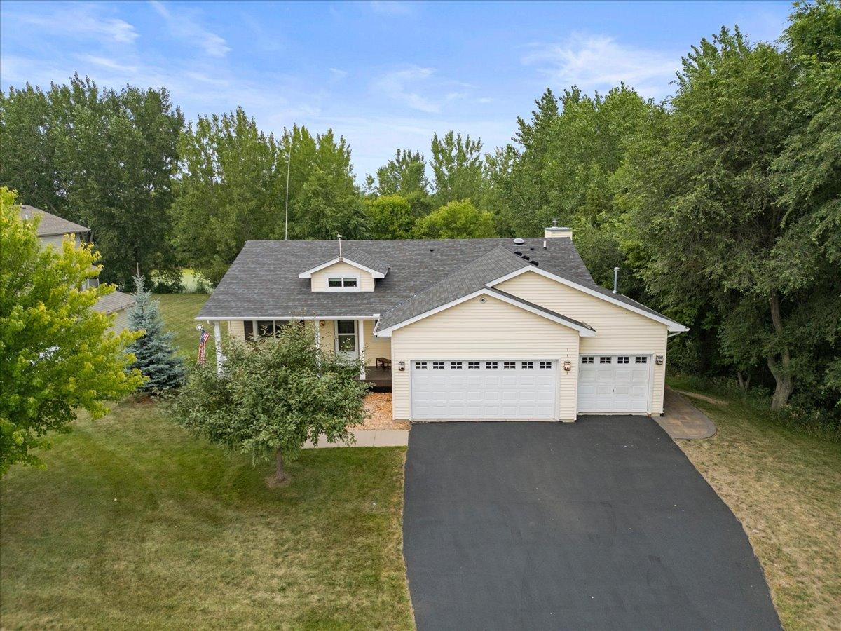 Property photo for 921 Aspen Lane, Montrose, MN 55363