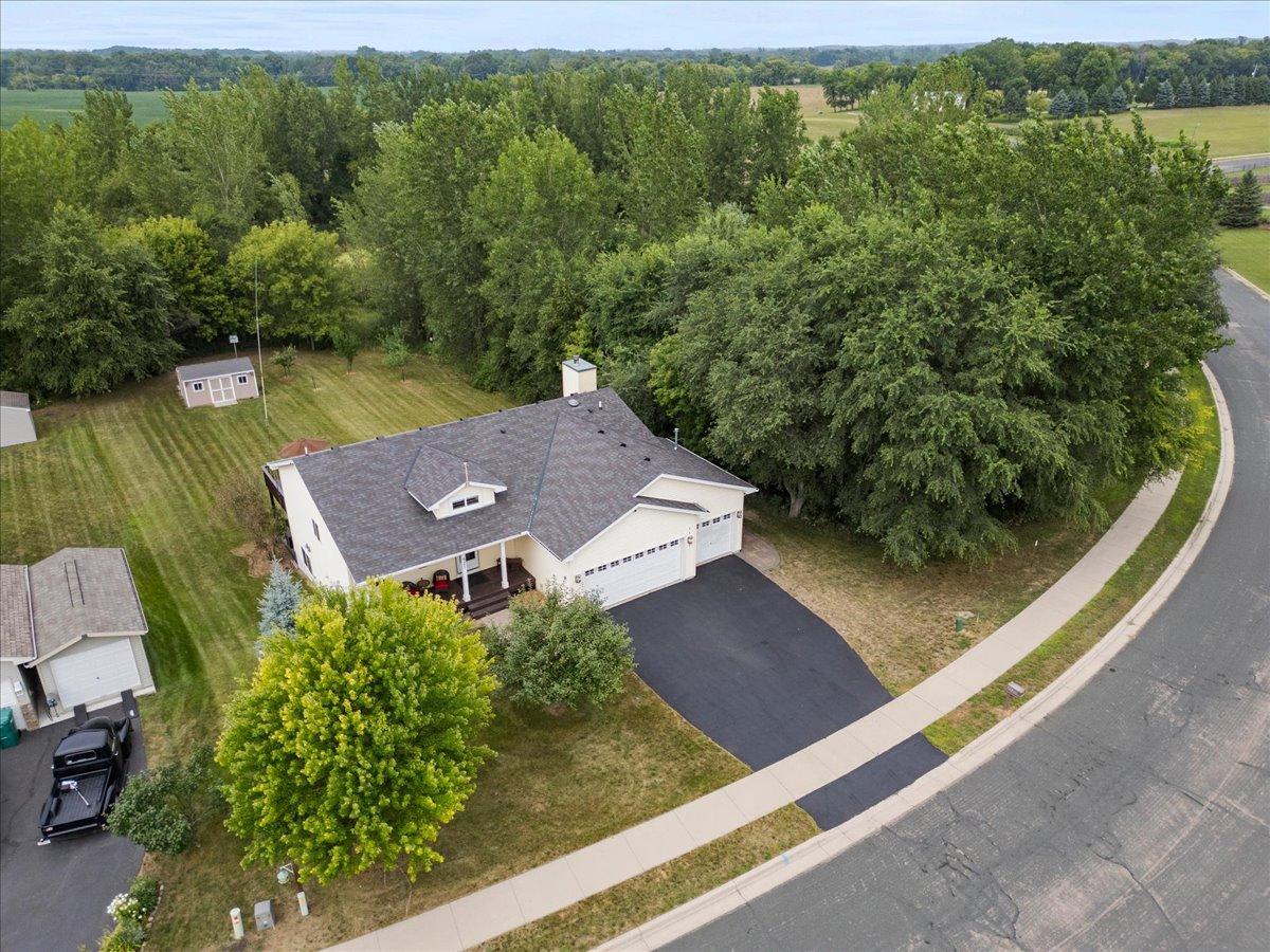 921 Aspen Lane is ready for new owners