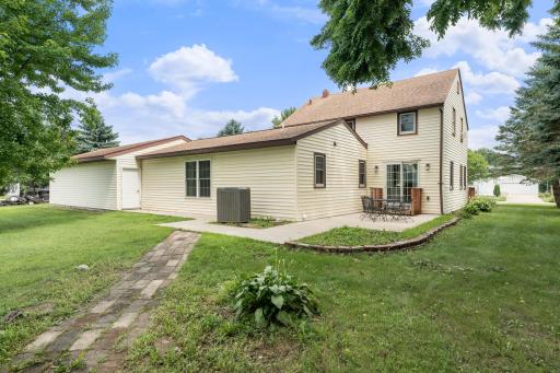 2209 6th Street NW, Austin, MN 55912