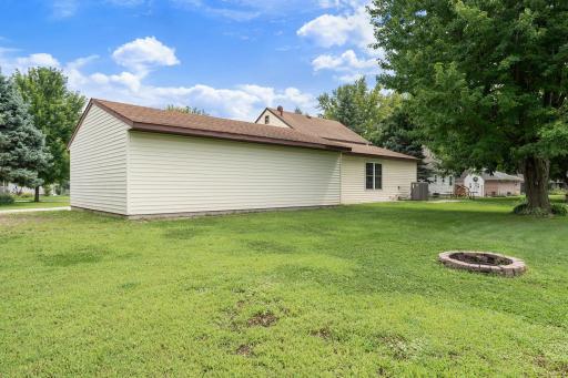 2209 6th Street NW, Austin, MN 55912