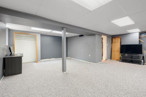 2209 6th Street NW, Austin, MN 55912