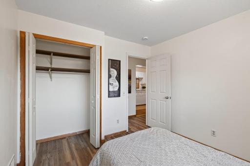 2nd mainfloor bedroom