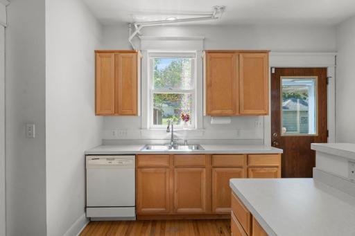 There is lots of storage in this kitchen.