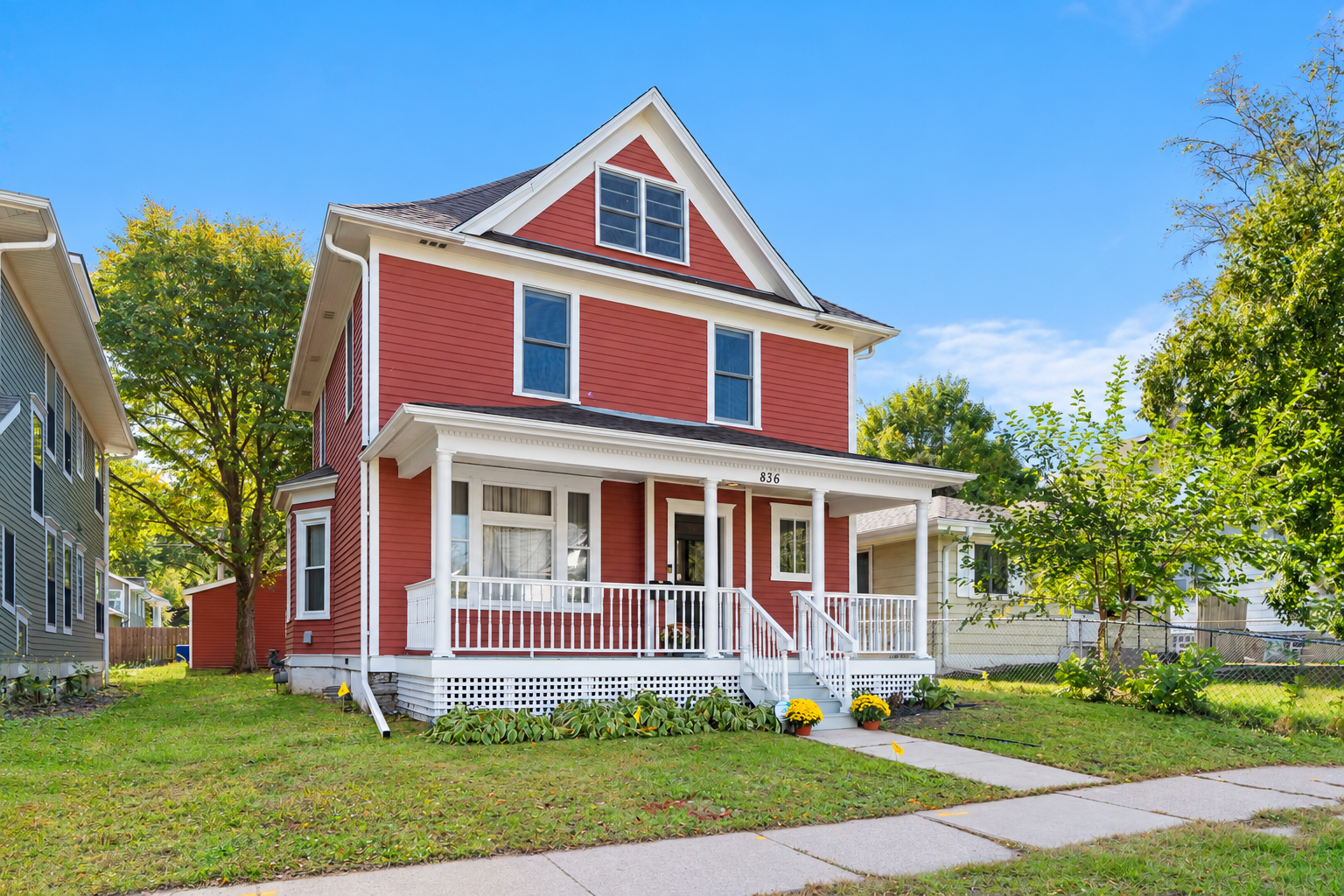 Property photo for 836 Iglehart Avenue, Saint Paul, MN 55104