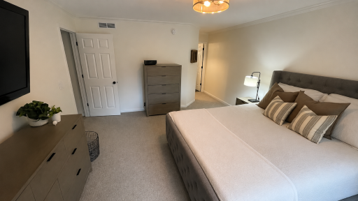 15576 Canyon Ridge, Eden Prairie, MN 55347