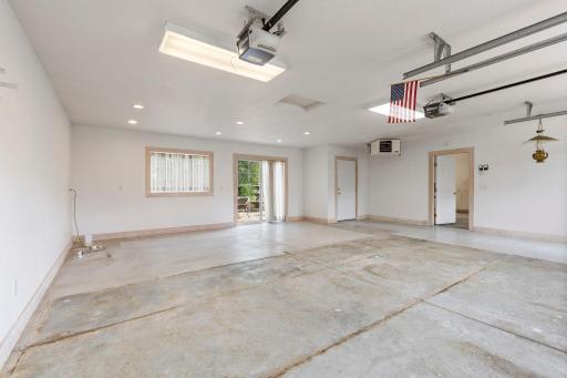 Access to the main garage stall, as well as rear patio. Availability of fitting 2 vehicles in addition to an ATV or golfcart.