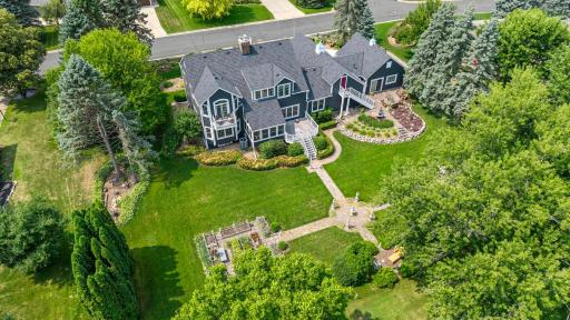 CertainTeed Grand Manor roof (faux slate appearance).