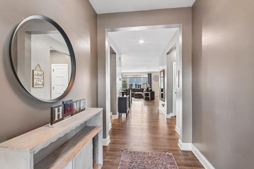8-web-or-mls-Glasgow St-S1208-008.jpg