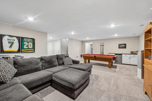 41-web-or-mls-Glasgow St-S1208-041.jpg
