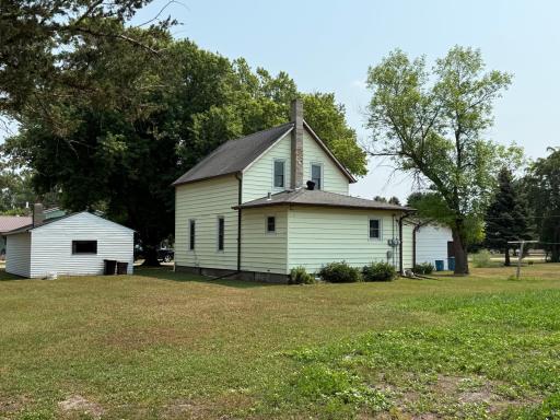 114 3rd Street N, Fairmount, ND 58030