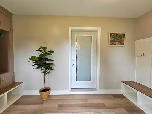 Back SE Enclosed Porch completely remodeled. Roof of porch was entirely replaced!