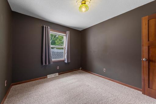 124 13th Avenue NW, Waseca, MN 56093