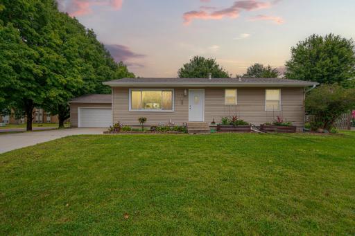 124 13th Avenue NW, Waseca, MN 56093