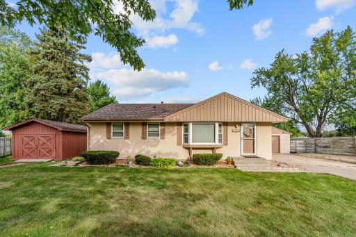 6521 3rd Street Court N, Oakdale, MN 55128