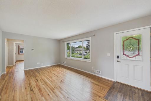 3-web-or-mls-CAM06272G6-PR0144-STILL018.jpg