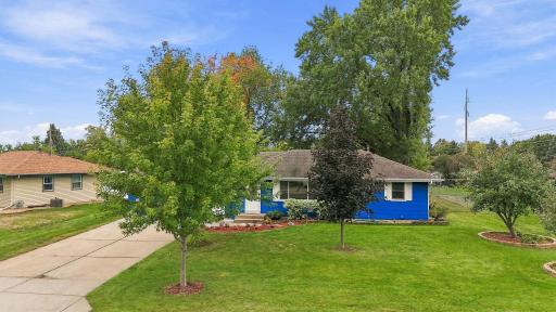 39-web-or-mls-4050_Upper_149th_St_W_Rosemount_MN_55068_001.jpg