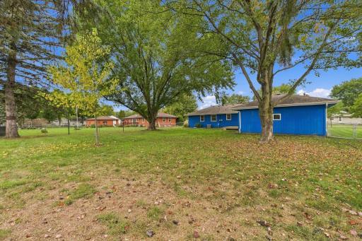 33-web-or-mls-Exteriors_4050_Upper_149th_St_W_004.jpg